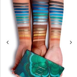 Hipdot Cenote palette